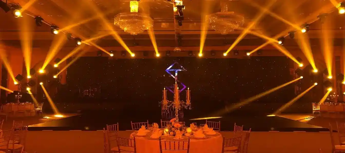 Restaurant stagelightning